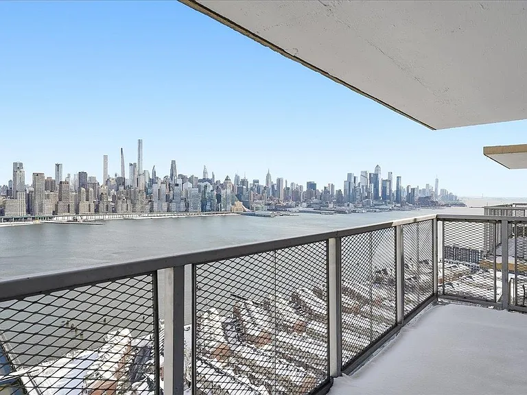6600 Boulevard East #23C — Photo 1