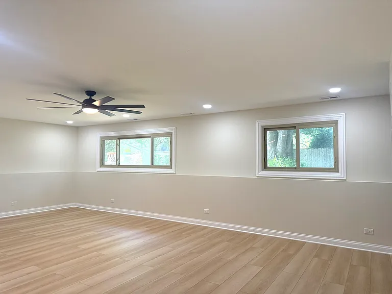 425 Carriage Hill Rd — Photo 28
