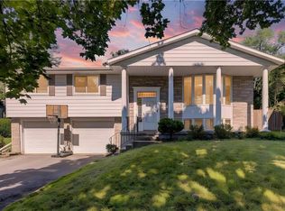 106 Autumn Hill Cres, Kitchener, ON N2N 1K7