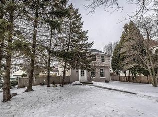 4625 N Oakland Ave, Whitefish Bay, WI 53211