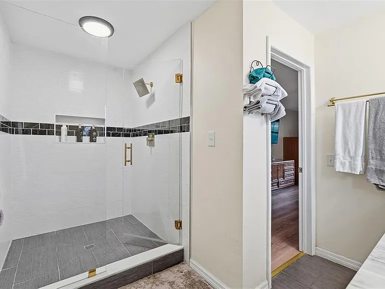 764 Forest Glen Rd — Photo 21