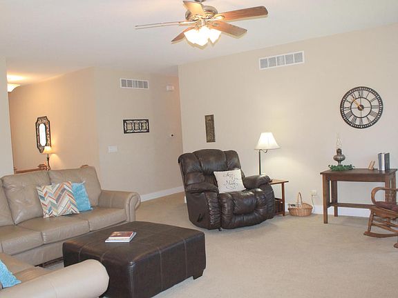 5th image of 2515 Dalton St