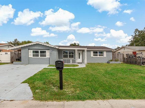 2nd image of 3317 Fairmount Dr