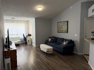 1306O0 Vista Isles Dr #221, Fort Lauderdale, FL 33325
