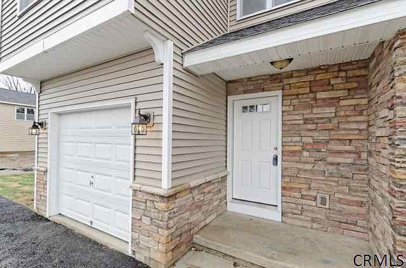 2nd image of 49 CARROLL HILL Road
