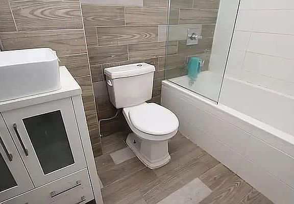 4th image of 142 Graham Ave #5F