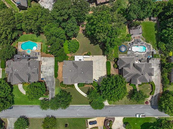 4th image of 421 Ramsay Rd