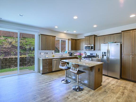 5th image of 2725 81st Avenue Ct E