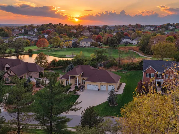 1723 Glen Oaks Dr, West Des Moines, IA 50266