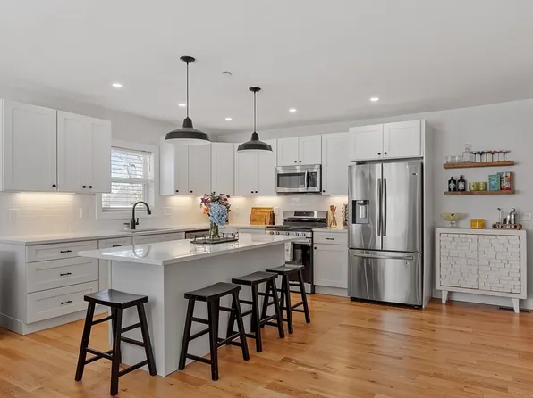 52 Salem St #A, Haverhill, MA 01835