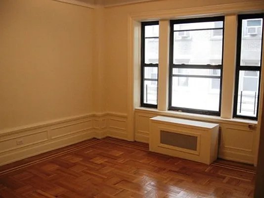 Sold by Shares of New York Marketing LLC | media 23