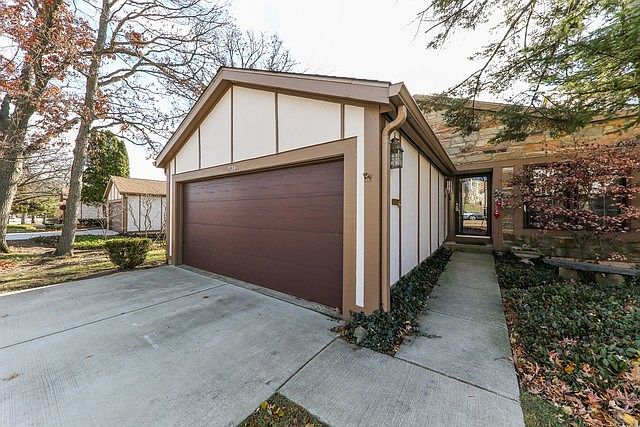 1st image of 1134 Wheaton Oaks Dr #0