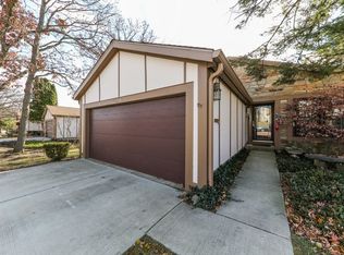 1134 Wheaton Oaks Dr #0, Wheaton, IL