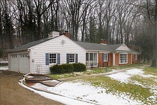 2nd image of 2721 Lake Chevy Chase Dr