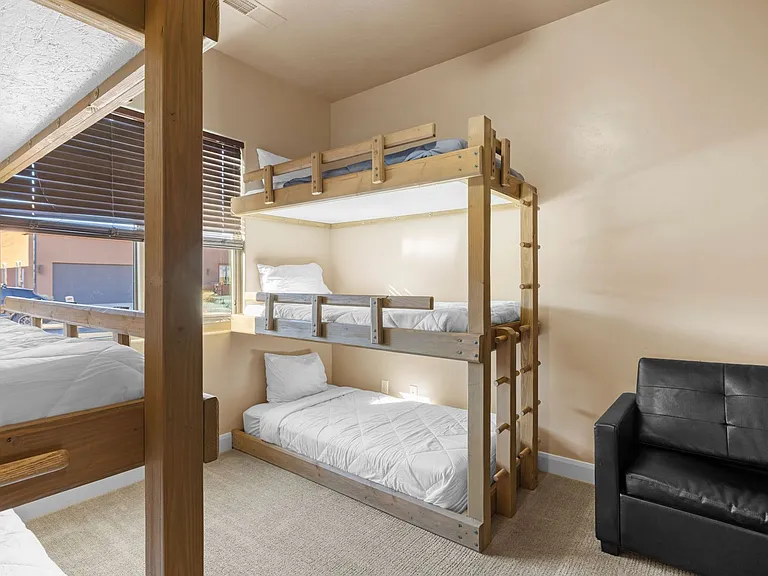 3193 S 4900 W — Photo 29