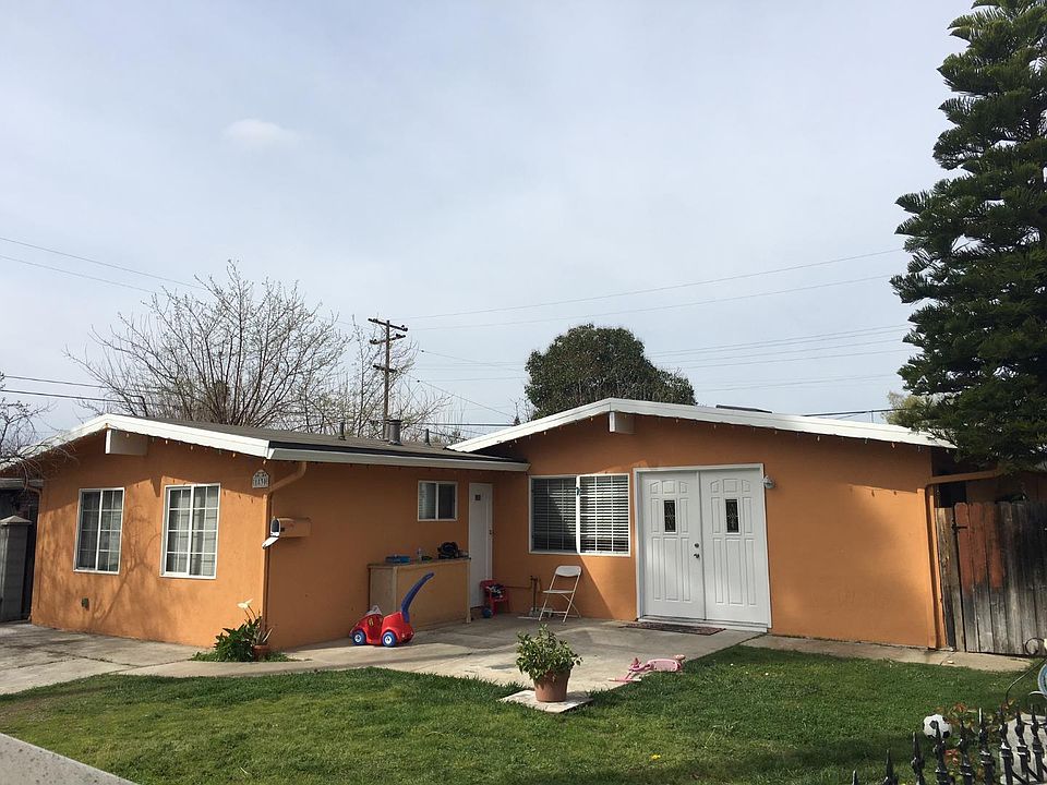 2nd image of 1830 Sumatra Ave