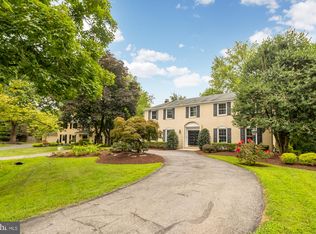 9908 Bedfordshire Ct, Rockville, MD 20854