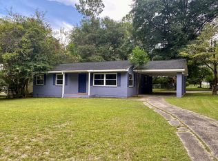 1000 Dogwood Dr, Waycross, GA 31501