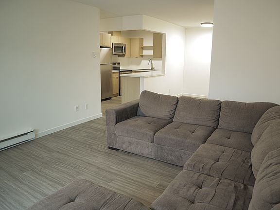 4th image of 3160 De Montreuil Ct Unit 413
