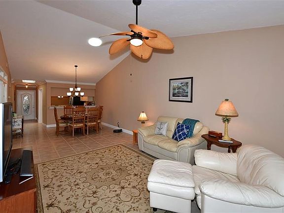 4th image of 5657 Avista Dr #5658