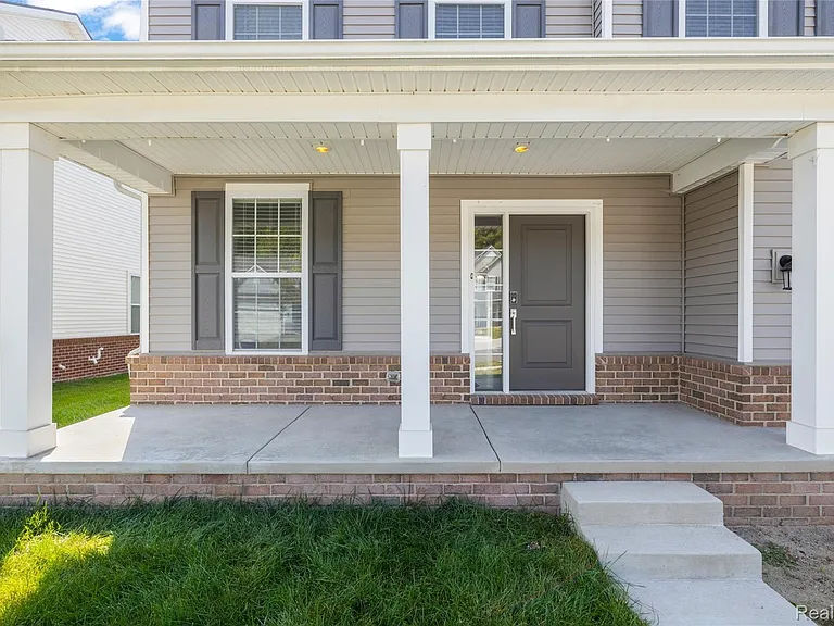 3449 Haverford Dr — Photo 3