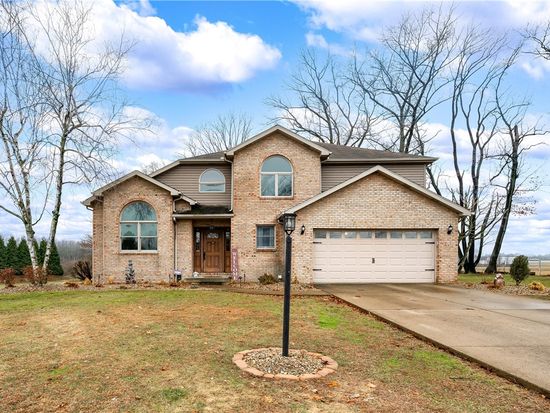 119 Deer Run Dr, Butler, PA 16001