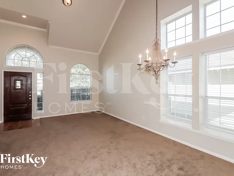 19211 Sunny Leaf Ln — Photo 5