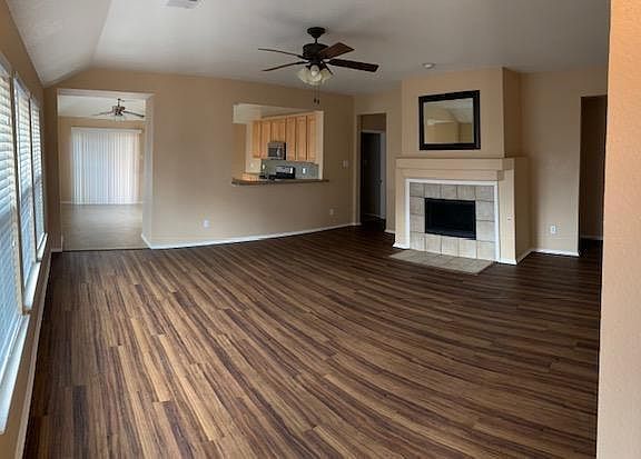 2nd image of 7400 Fossil Garden Dr
