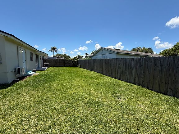 5th image of 12205 SW 263rd Ter