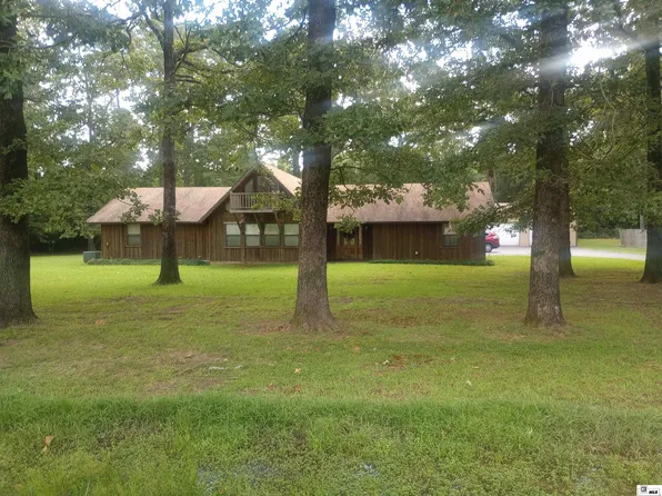 5429 Arrowhead Dr, Bastrop, LA 71220