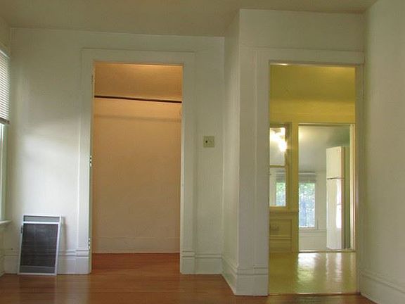 4th image of 334 W Alder St APT 3