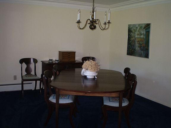 Dining Room 12 x 13