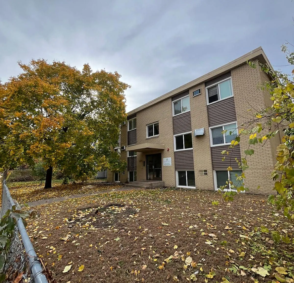 1 bed, $1,100 — Photo 2