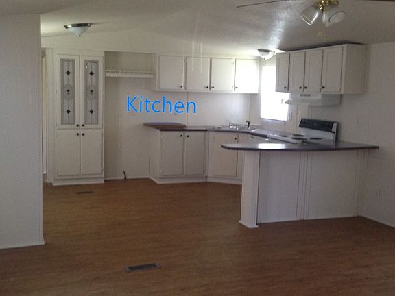 3rd image of 1615 Conkling Dr