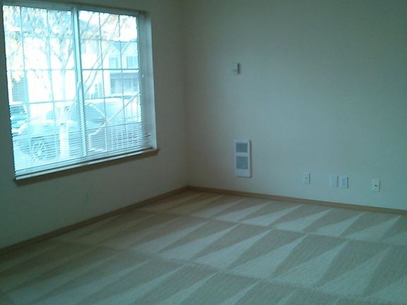 5th image of 5313 NE 66th Ave #D37