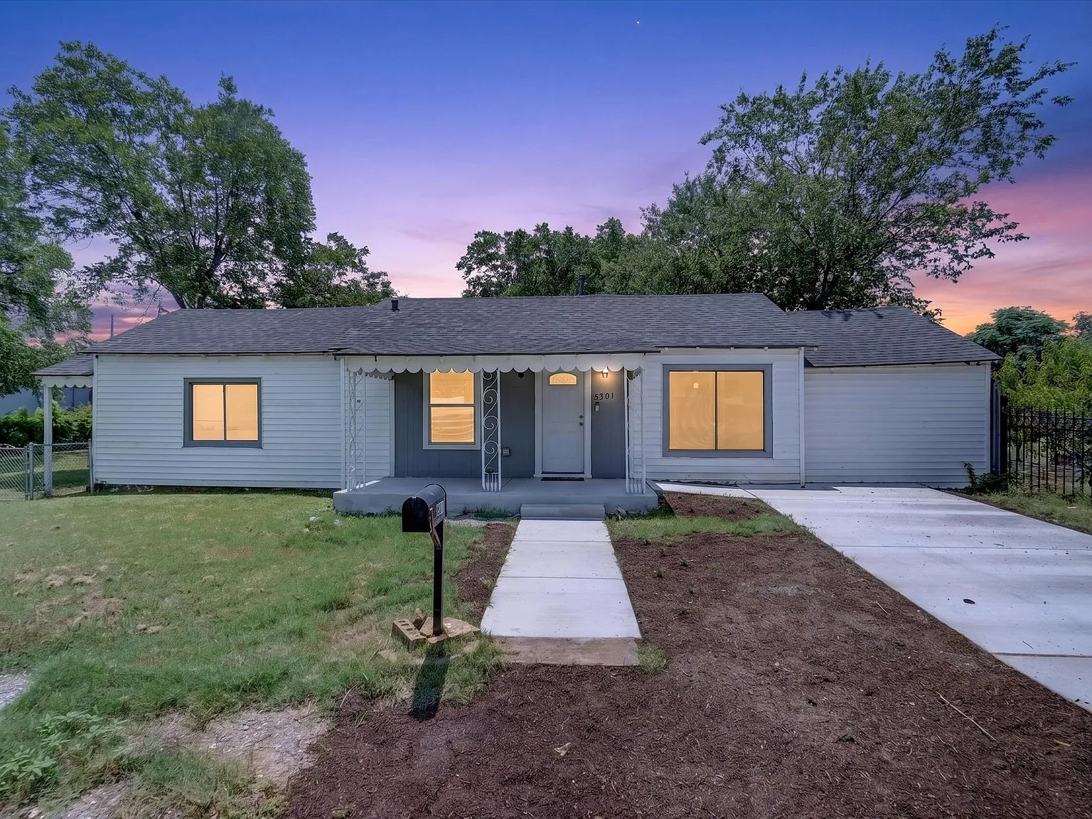 3 bed, 1453 sqft, $1,795 — Photo 1