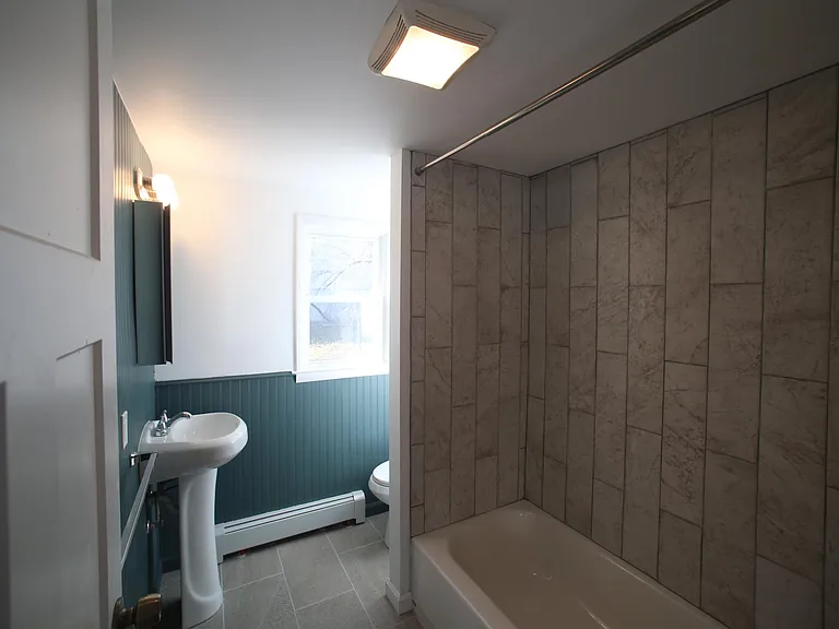 15 Prospect St #1 — Photo 6