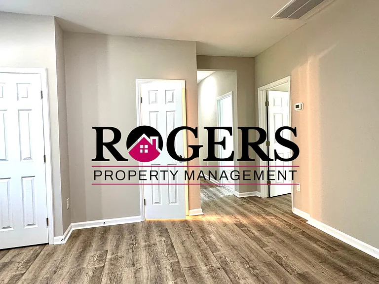 216 Forest Ave — Photo 10