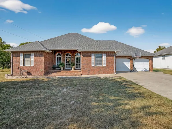 134 Moonlight Valley Drive, Ash Grove, MO 65604