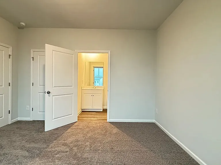 2711 Stream Valley Ln NW — Photo 17