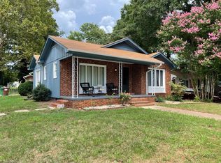 1901 Apex Pl, High Point, NC 27260