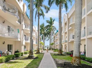 5961 Midnight Pass Rd #303, Sarasota, FL 34242