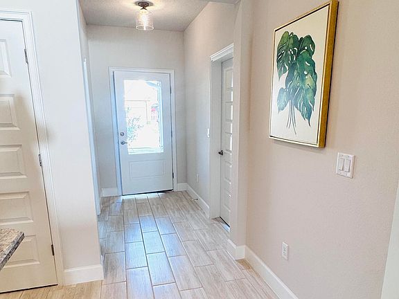 3rd image of 8615 Giovanni Avenue