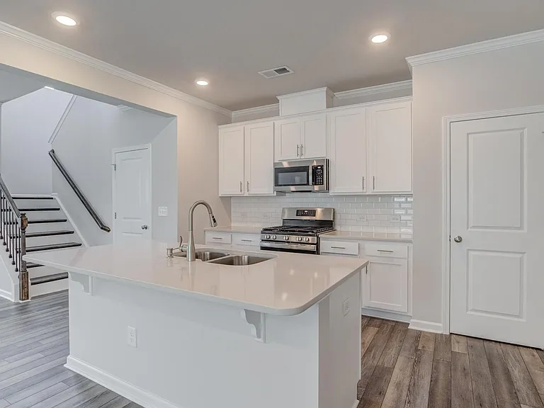 1221 Pate Farm Ln — Photo 7