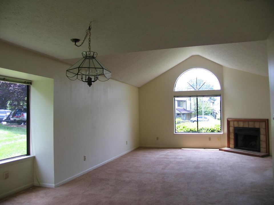 2nd image of 231 Walnut Ridge Dr
