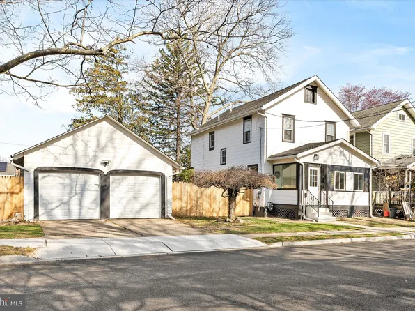 325 Concord Ave, Ewing, NJ 08618