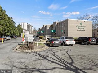 29 Canterbury Sq #211, Alexandria, VA 22304