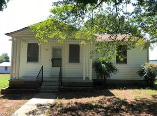 482 Fairfield Rd, Mocksville, NC 27028