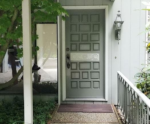 4th image of 2711 Old Oregon Trl SW