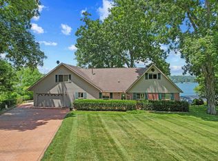 8819 E Southshore Dr, Unionville, IN 47468
